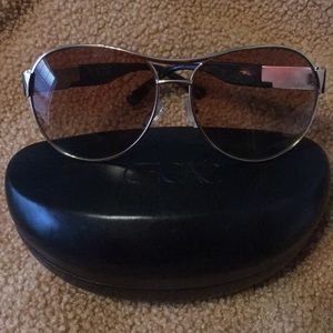 Cache Fancy Aviator Style Sunglasses